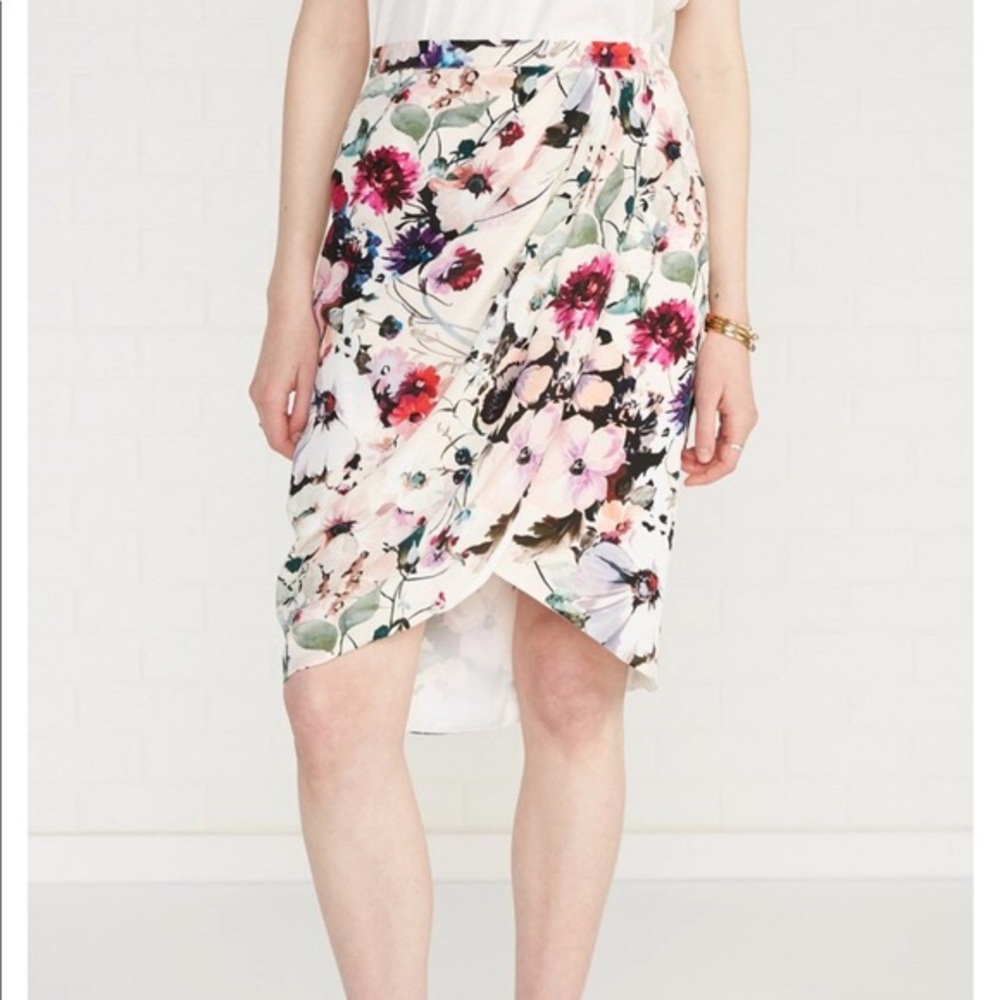 Amour Vert 100% silk Skirt
